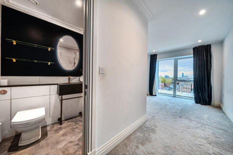 1371703-16-68fa52...