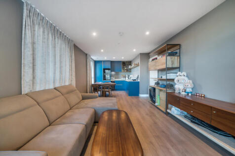 1384824-6-6926f1c...