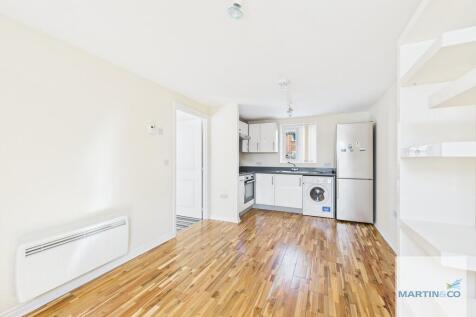 Lounge / Kitchen
