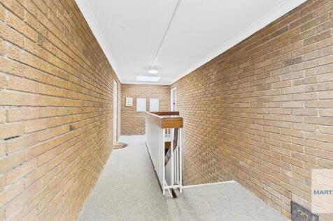 Communal Landing