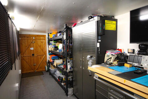 Workshop_Shed_Ins...