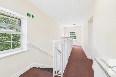 Communal Landing