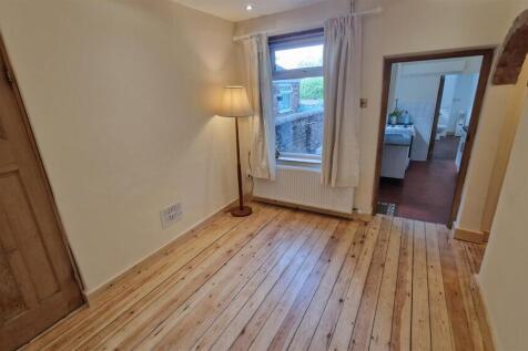 Rear Lounge