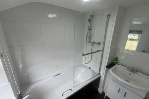 Bathroom 4_result.jpg