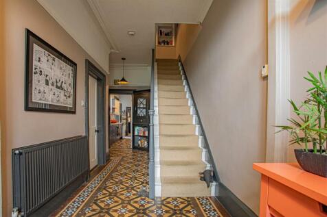 Wainhouse - 8 Heathfield place, HX3 0BX-12.jpg