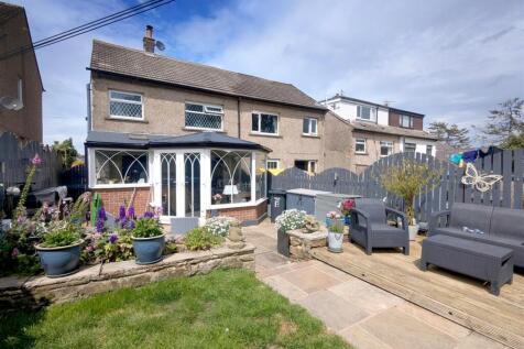 Rear Garden 2.jpg