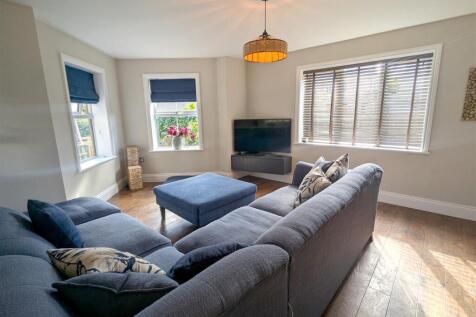 Living Dining Room