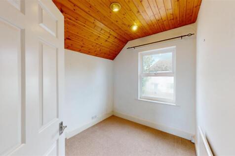 81-Radcliffe-Road-10042023_162014.jpg