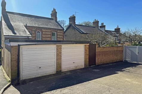 Double Garage