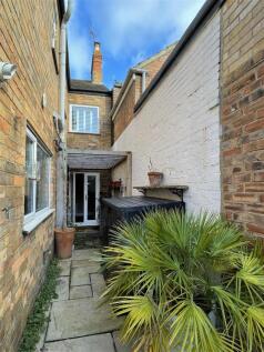 Rear Courtyard.jpg