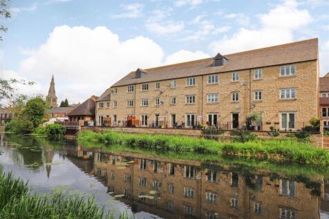 Riverside Place, Stamford