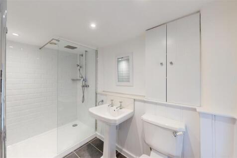 En Suite Shower Room
