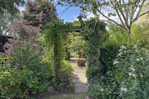Garden 3.jpg