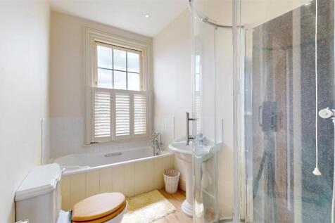 First Floor Bathroom