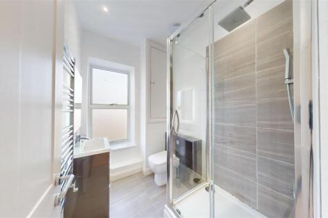 Flat-6-Brownlow-Quay-05162024_202839.jpg