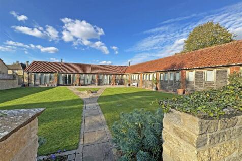 Main Street, Lolham, Maxey