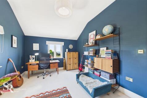 Sitting Room/Study/4th Bedroom