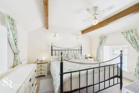 En-suite Bedroom