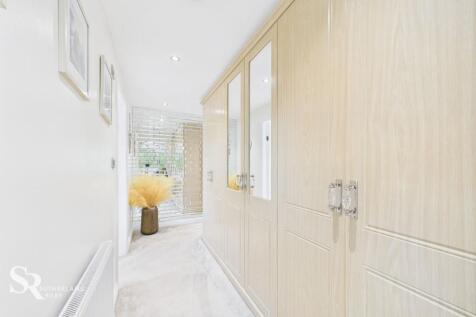 En-suite Bedroom