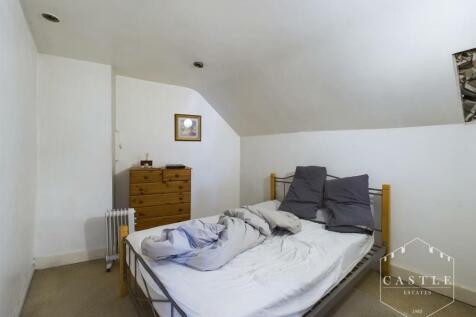 SECOND FLOOR APARTMENT - BEDROOM ONE