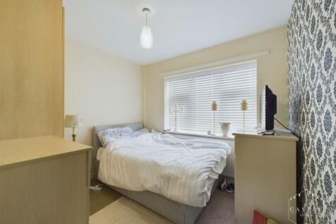 GROUND FLOOR BEDROOM