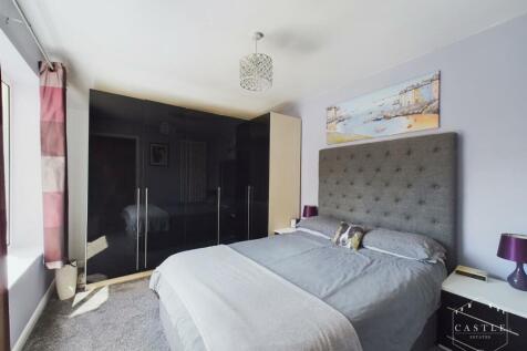 GROUND FLOOR BEDROOM
