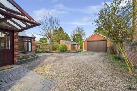 OUTSIDE - DRIVEWAY