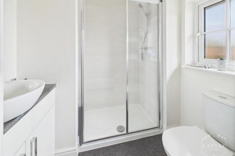 ENSUITE SHOWER ROOM