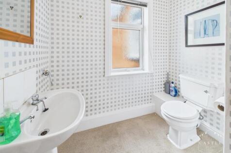 SEPARATE WC
