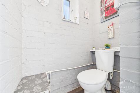 DOWNSTAIRS WC/CLOAKROOM