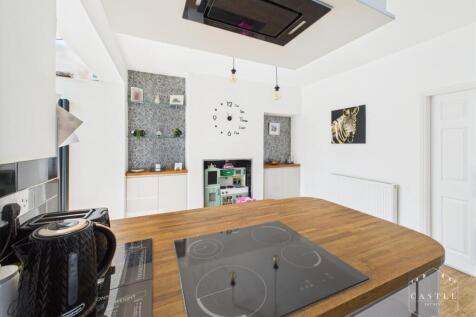 OPEN PLAN LIVING KITCHEN