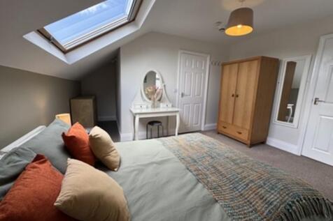 Bedroom-A1BF0DE8-...