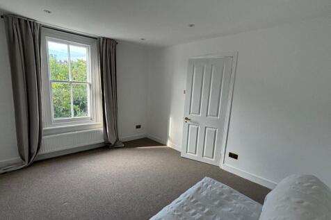 Bedroom 2 pt2.JPG