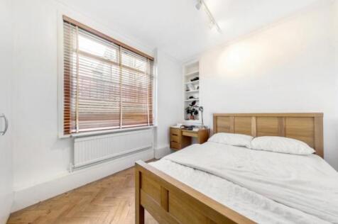 Bed1.jpg