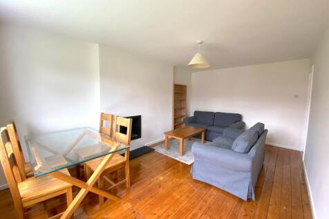 Sitting/Dining