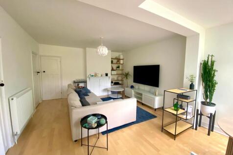 Living Room/Dining Room/Kitchen