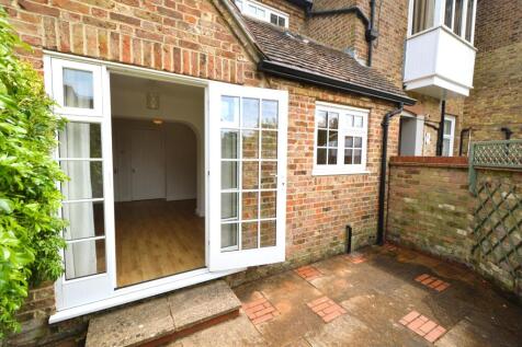 Private Courtyard