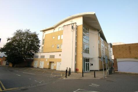 Dukes Court