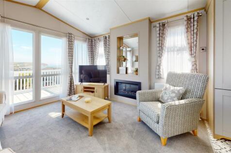 Lounge Area.jpg
