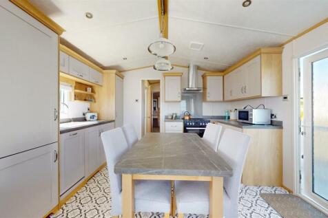Dining Area2.jpg