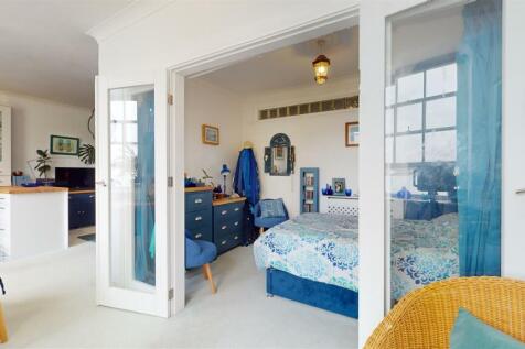 Bedroom-3.jpg