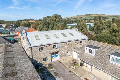 1360404-DJI_20250929112414_0579_D (1).jpg