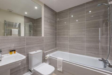 main bathroom 2_New