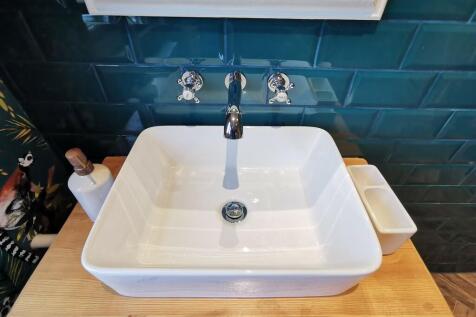 Stable Barn, Sink...