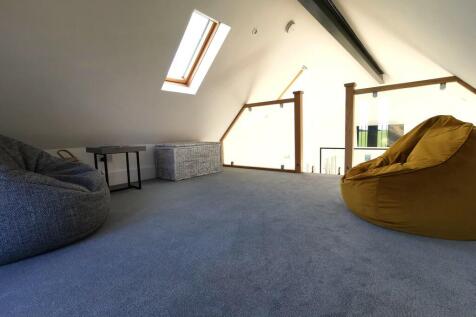 The Studio Mezani...