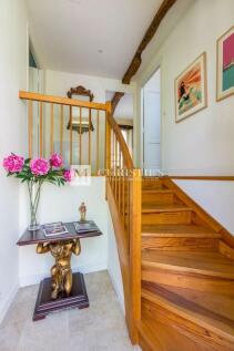 Near Saint Emilion, Gironde, wood staircase, tile,