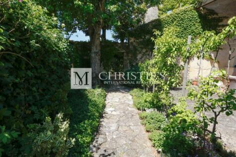 18th century house, Gironde, Near Saint Emilion, C