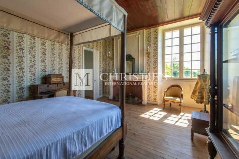 Bedroom Wooden floor