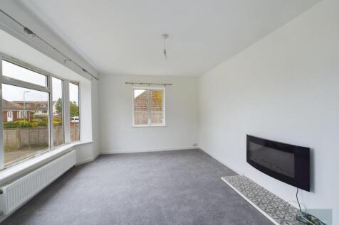 Living Room.jpg