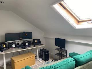 Loft Room.jpg